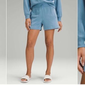 Lululemon Softstreme High-Rise Shorts - Utility Blue
